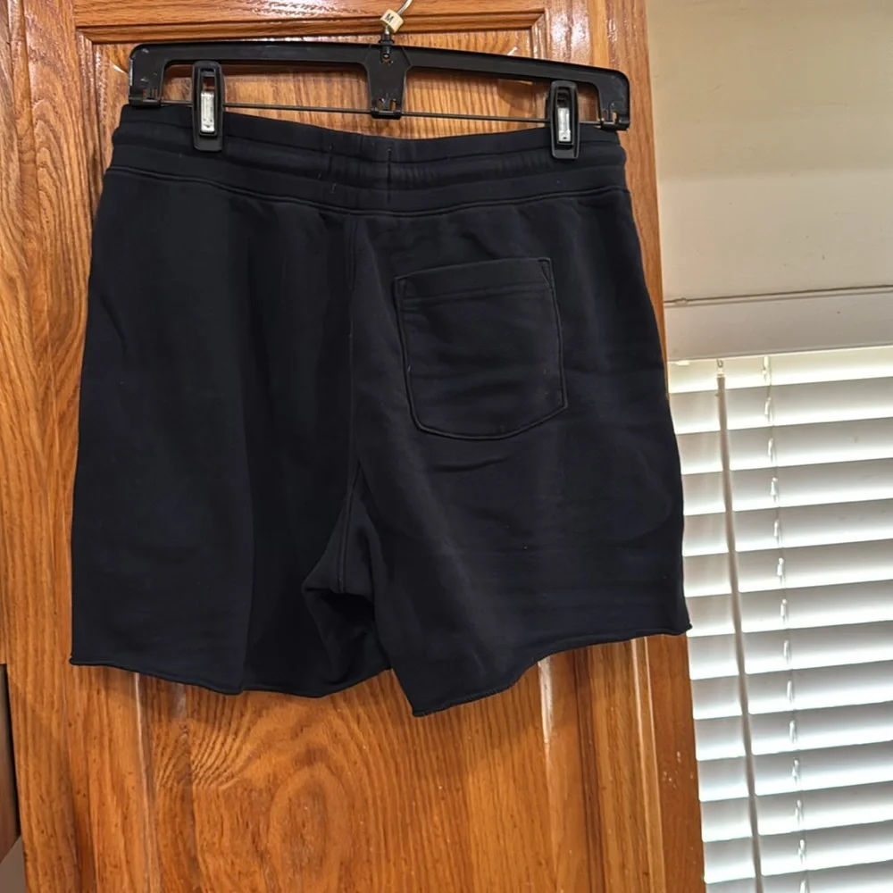 MEN’s Hollister Black 5” Sweat Shorts size XS (26-30) - Picture 4 of 6